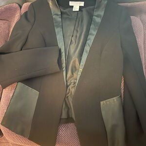 A beautiful HM jacket very light size medium